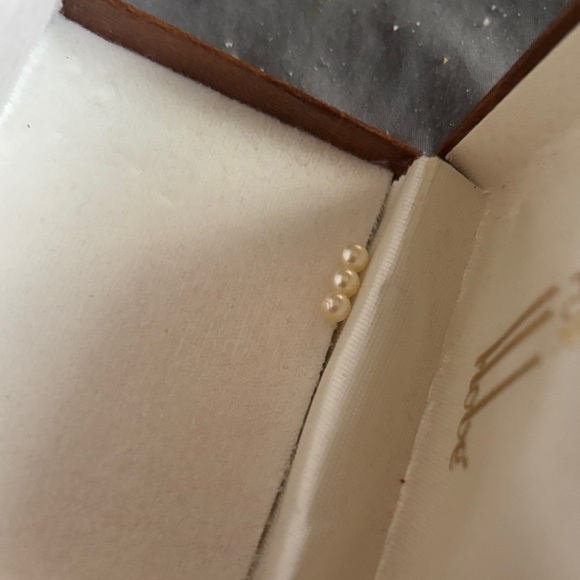 ESTATE SALE Antique Hobe Majorca Pearl & Real Sapphire Brooch Pin Made in Spain - Picture 3 of 7